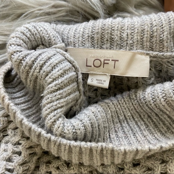 LOFT | Grey mock neck chunky knit sweater S - Picture 7 of 15